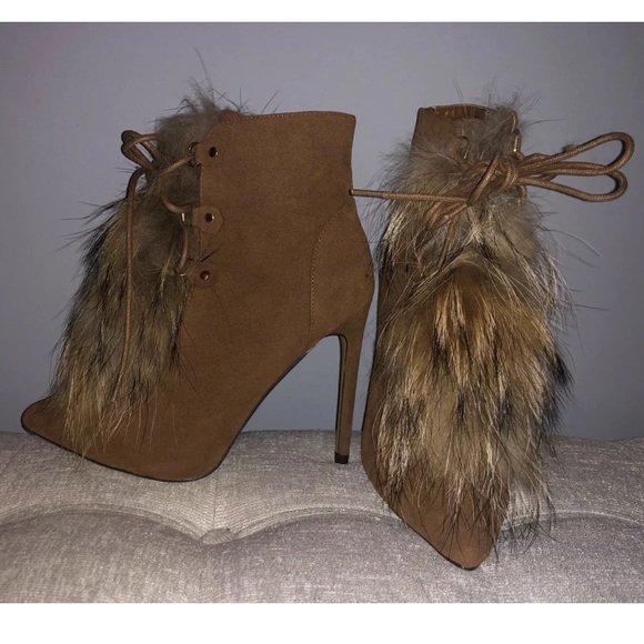 Liliana brown fur booties size 7 - Picture 2 of 7